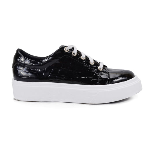 Afrek Black Sneakers